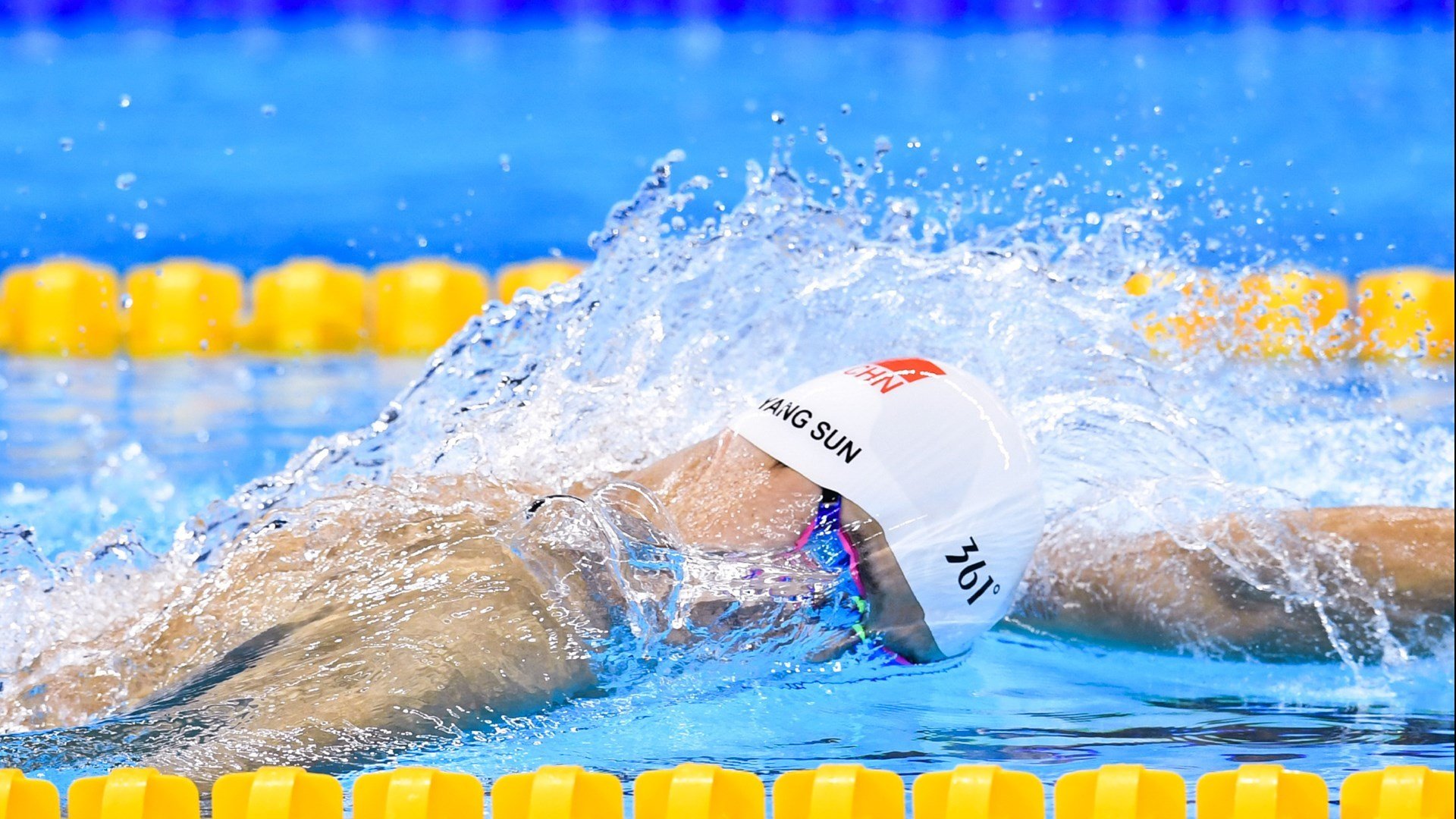 冬季全能赛开幕，滑雪项目竞争白热化，冬奥会全民滑雪