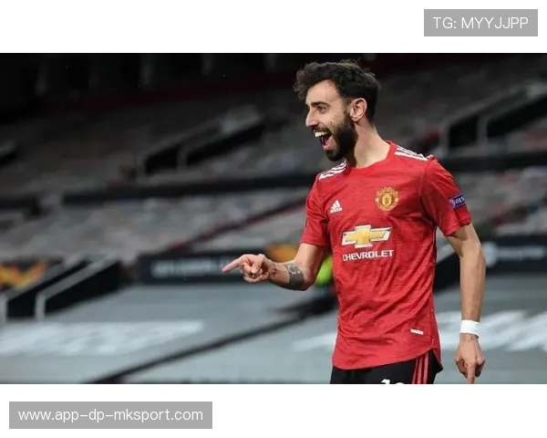 “英超焦点战：两豪门激烈对攻，场面精彩纷呈”，英超两大豪门